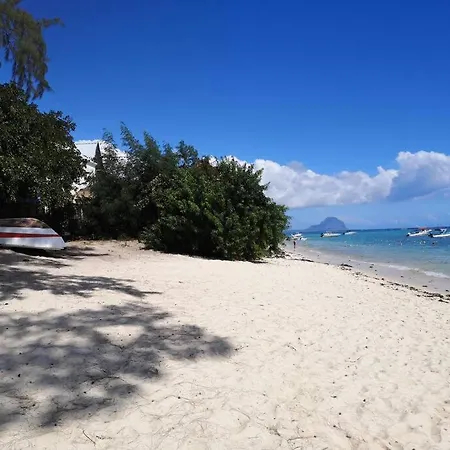 My Lil Place Rental Unit In A Beach Facing Complex Flic-en-Flacq Exterior foto