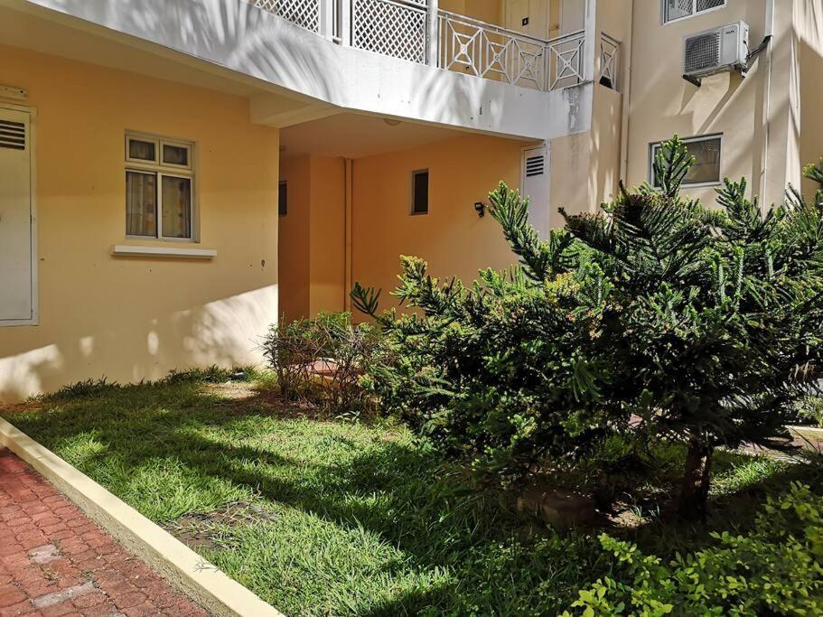 Apartment My Lil Place Unit In A Facing Complex *