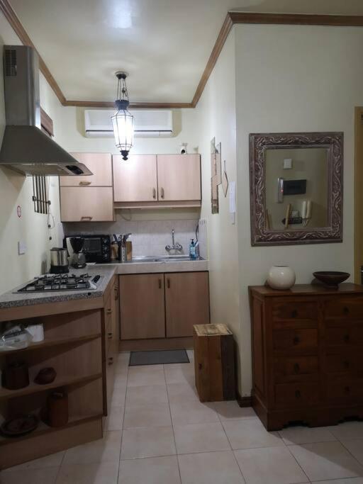 My Lil Place Unit In A Facing Complex *